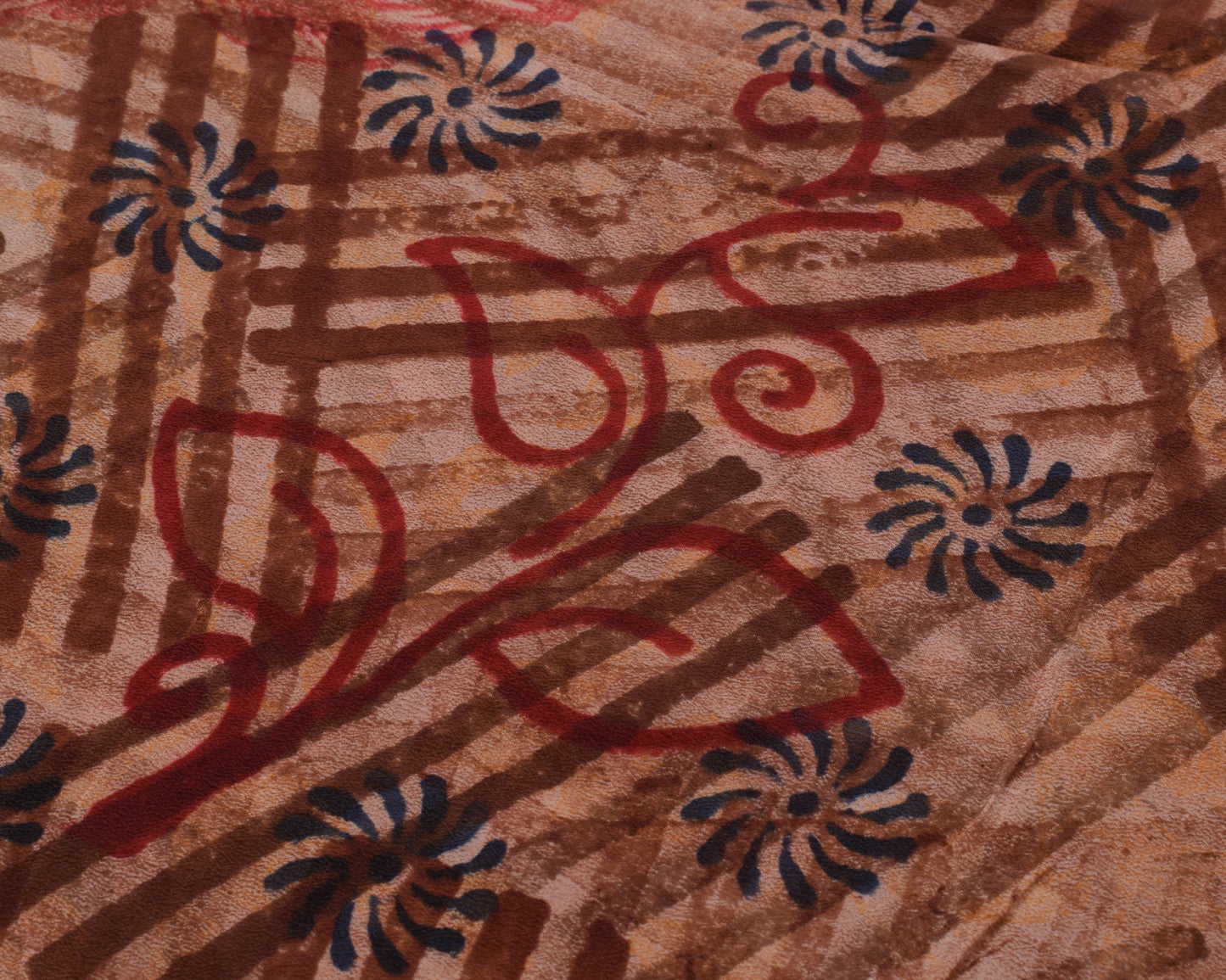 Sushila Vintage Indian Saree 100% Pure Crepe Silk Printed 5 Yard Soft Fabric