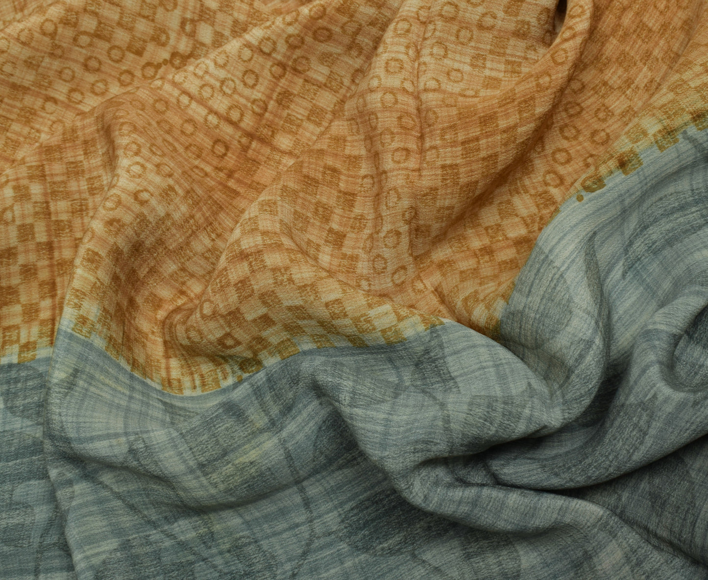 Sushila Vintage Indian Saree 100% Pure Crepe Silk Printed 5 Yard Soft Fabric