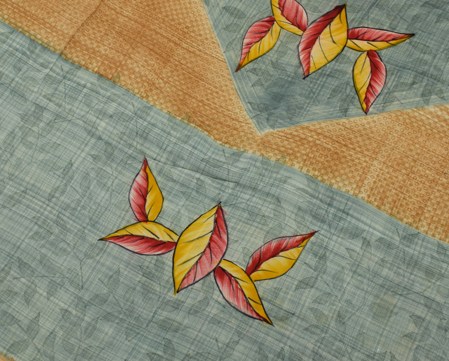 Sushila Vintage Indian Saree 100% Pure Crepe Silk Printed 5 Yard Soft Fabric