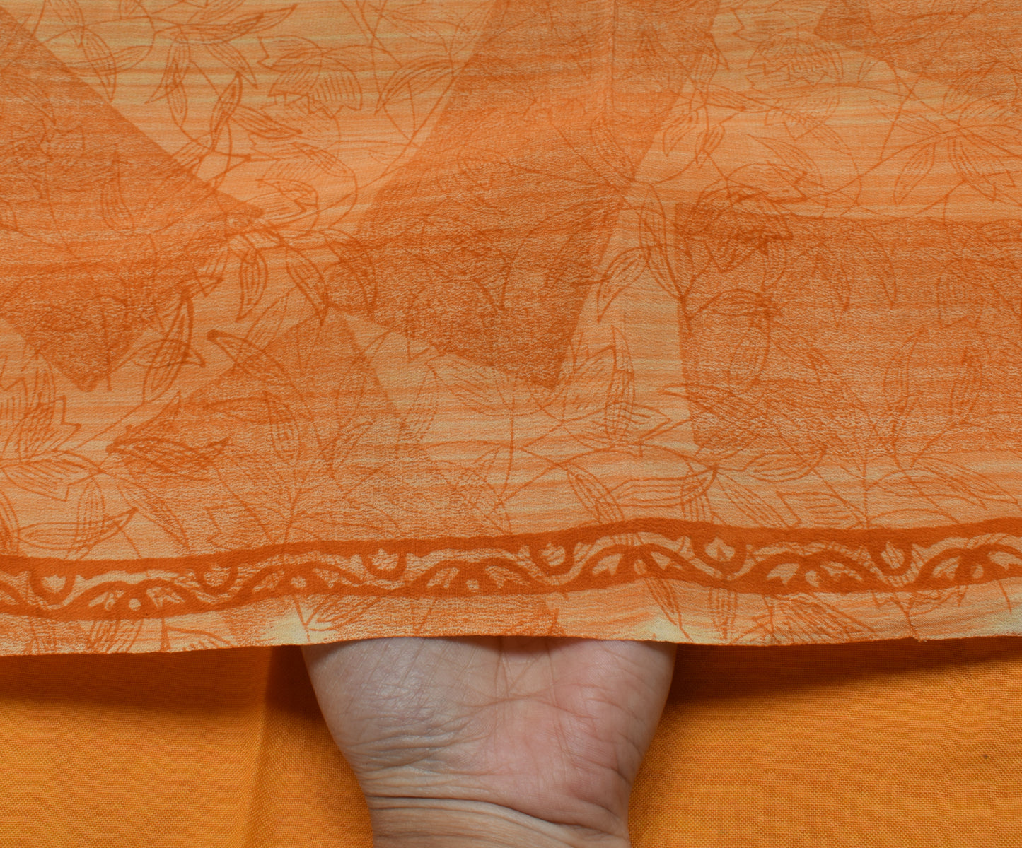 Sushila Vintage Indian Saree 100% Pure Crepe Silk Printed 5 Yard Soft Fabric