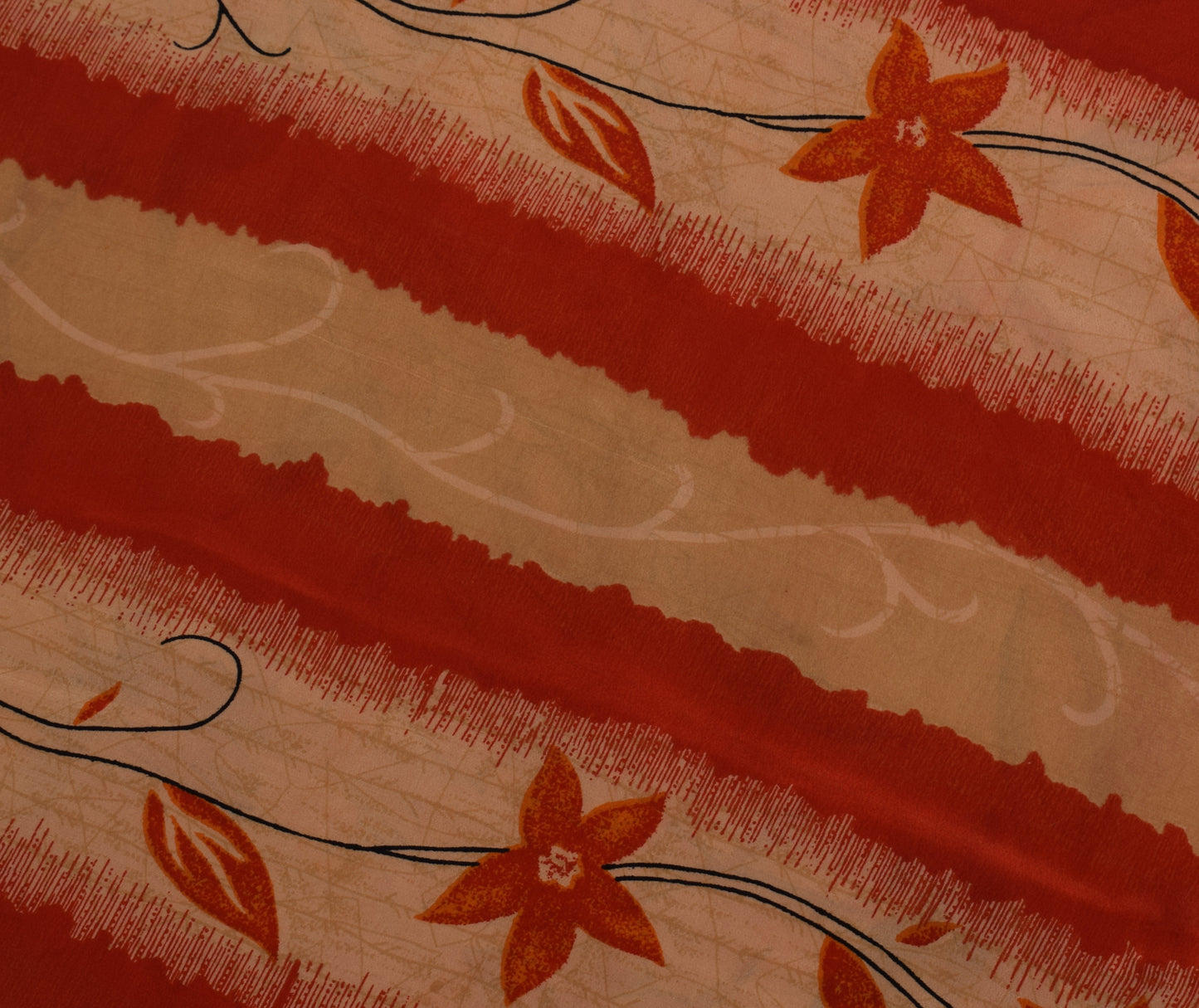 Sushila Vintage Indian Saree 100% Pure Crepe Silk Printed Floral Soft Fabric