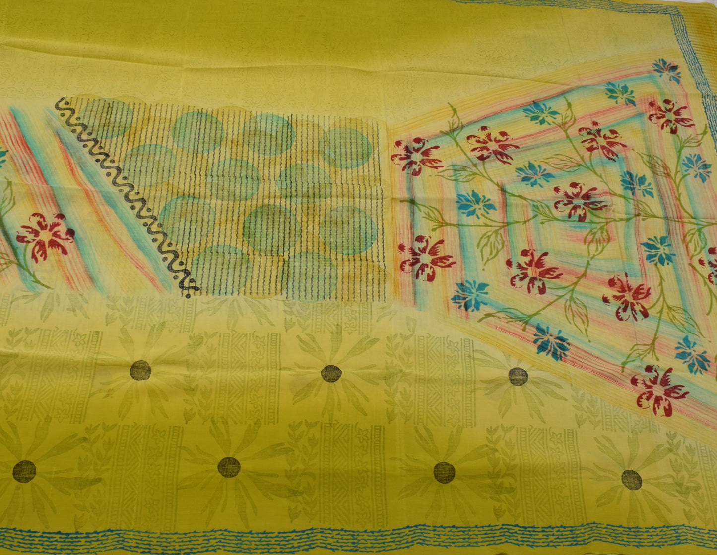 Sushila Vintage Green Saree 100% Pure Crepe Silk Printed Floral Soft Fabric