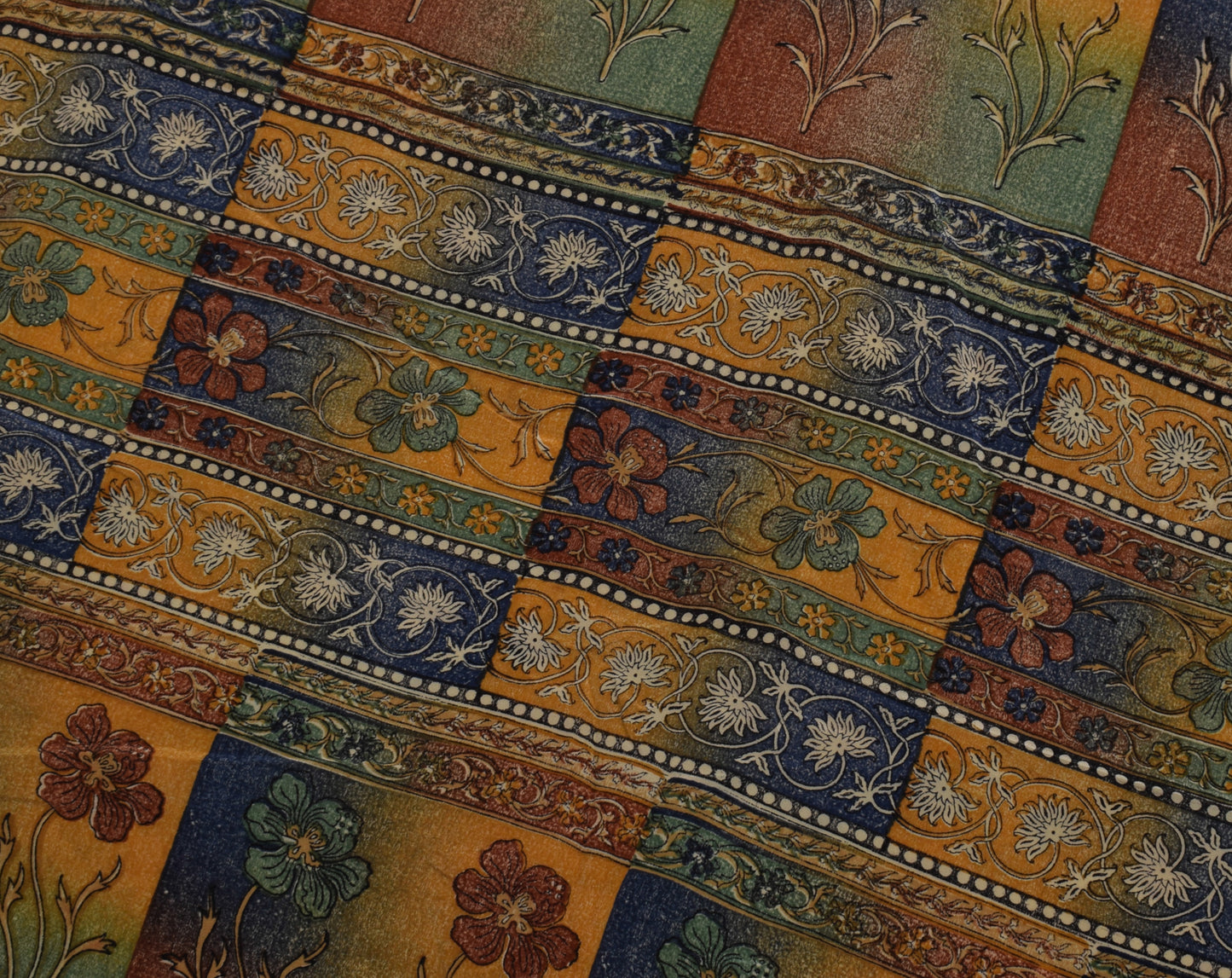 Sushila Vintage Cream Saree 100% Pure Crepe Silk Printed Floral Soft Fabric