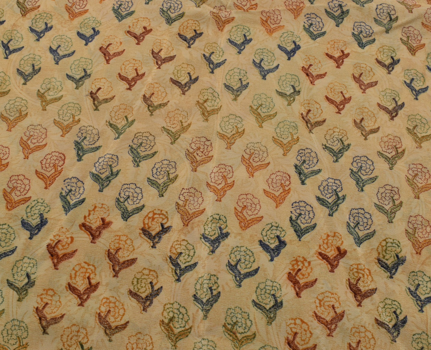 Sushila Vintage Cream Saree 100% Pure Crepe Silk Printed Floral Soft Fabric