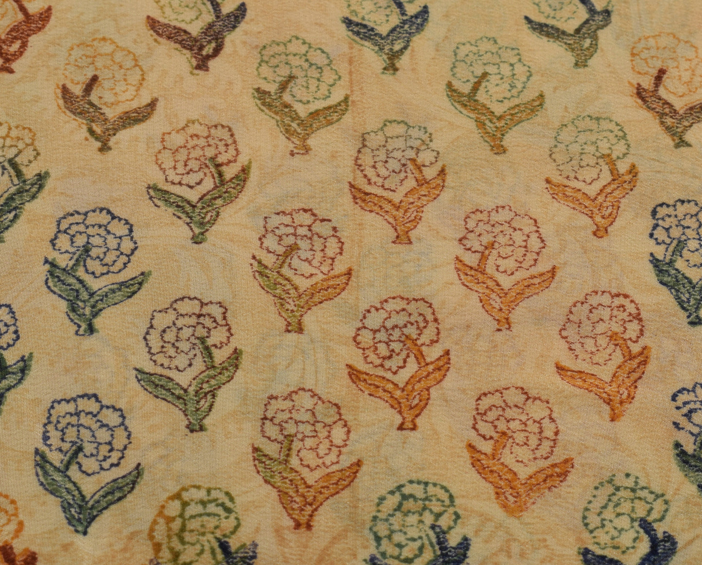 Sushila Vintage Cream Saree 100% Pure Crepe Silk Printed Floral Soft Fabric