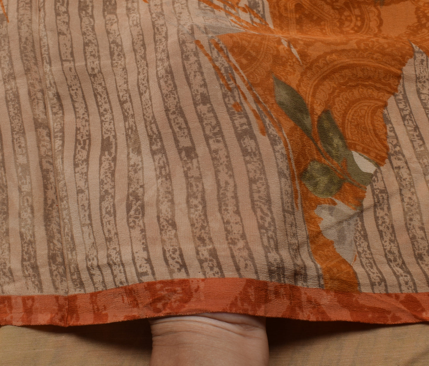 Sushila Vintage Indian Saree 100% Pure Crepe Silk Printed Floral Soft Fabric