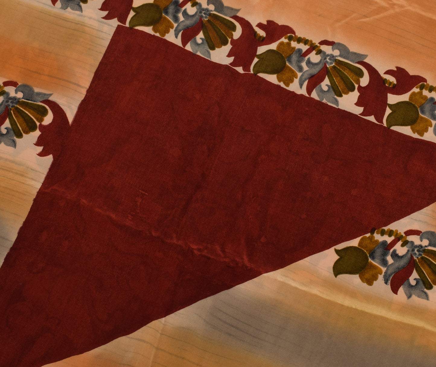 Sushila Vintage Indian Saree 100% Pure Crepe Silk Printed Floral Soft Fabric