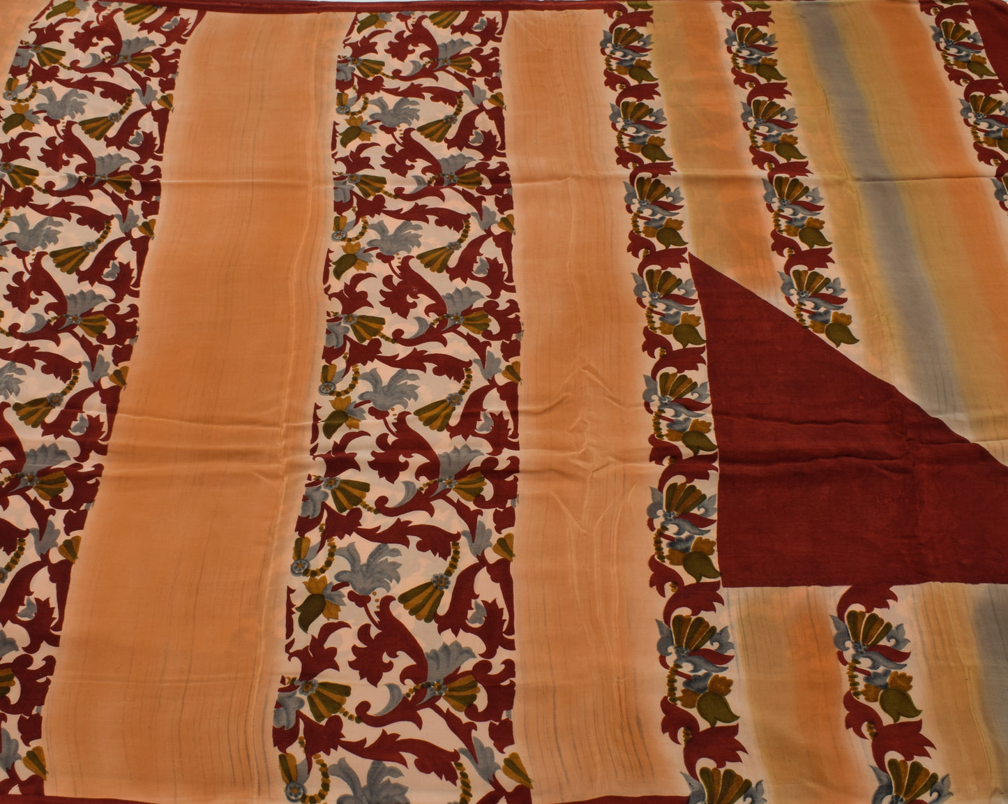 Sushila Vintage Indian Saree 100% Pure Crepe Silk Printed Floral Soft Fabric