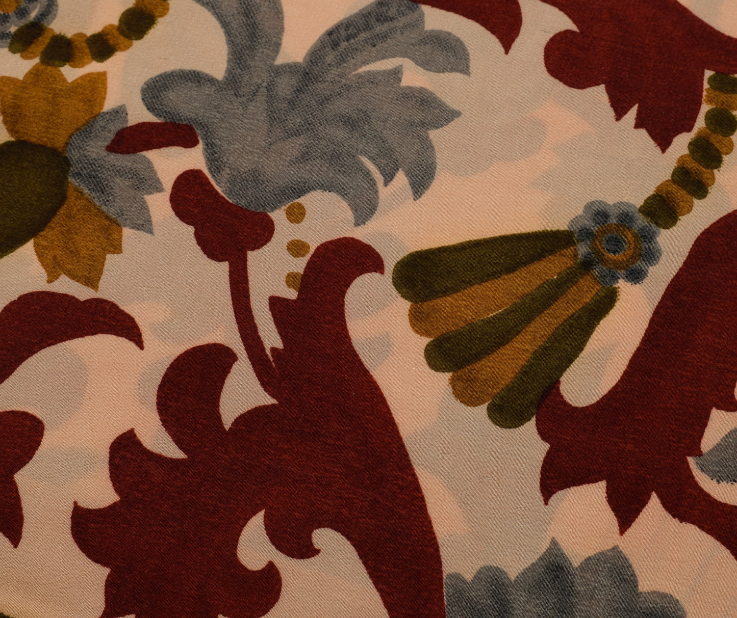 Sushila Vintage Indian Saree 100% Pure Crepe Silk Printed Floral Soft Fabric