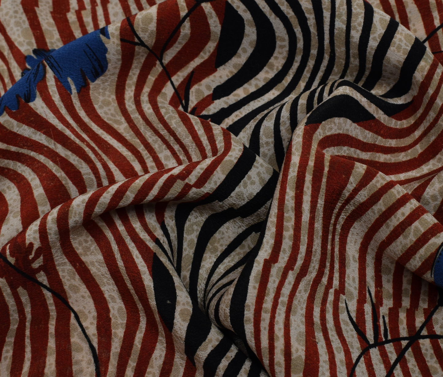 Sushila Vintage Cream Saree 100% Pure Crepe Silk Printed Floral Soft Fabric