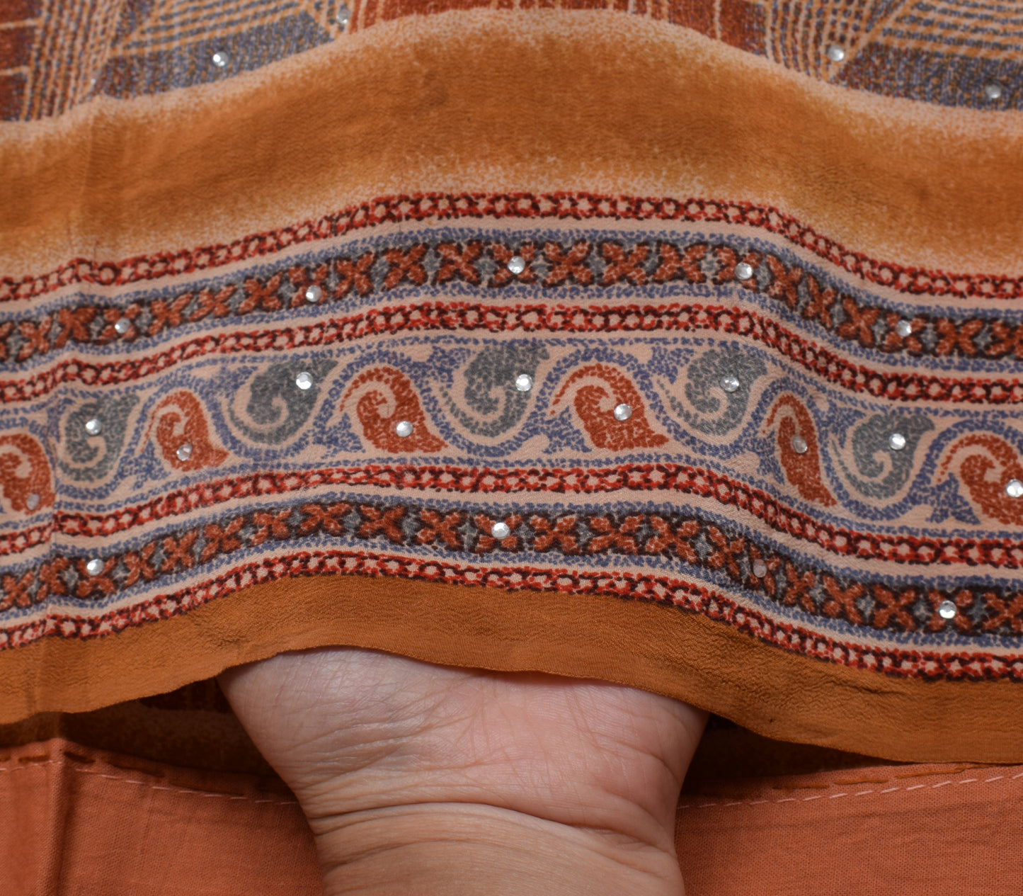 Sushila Vintage Indian Saree 100% Pure Crepe Silk Printed 5 Yard Soft Fabric