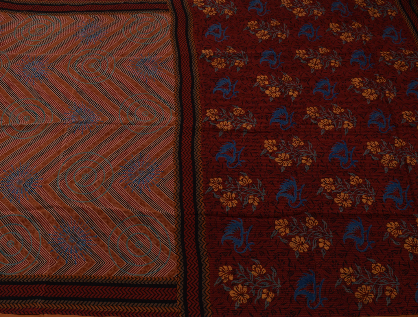 Sushila Vintage Indian Saree 100% Pure Crepe Silk Printed 5 Yard Soft Fabric