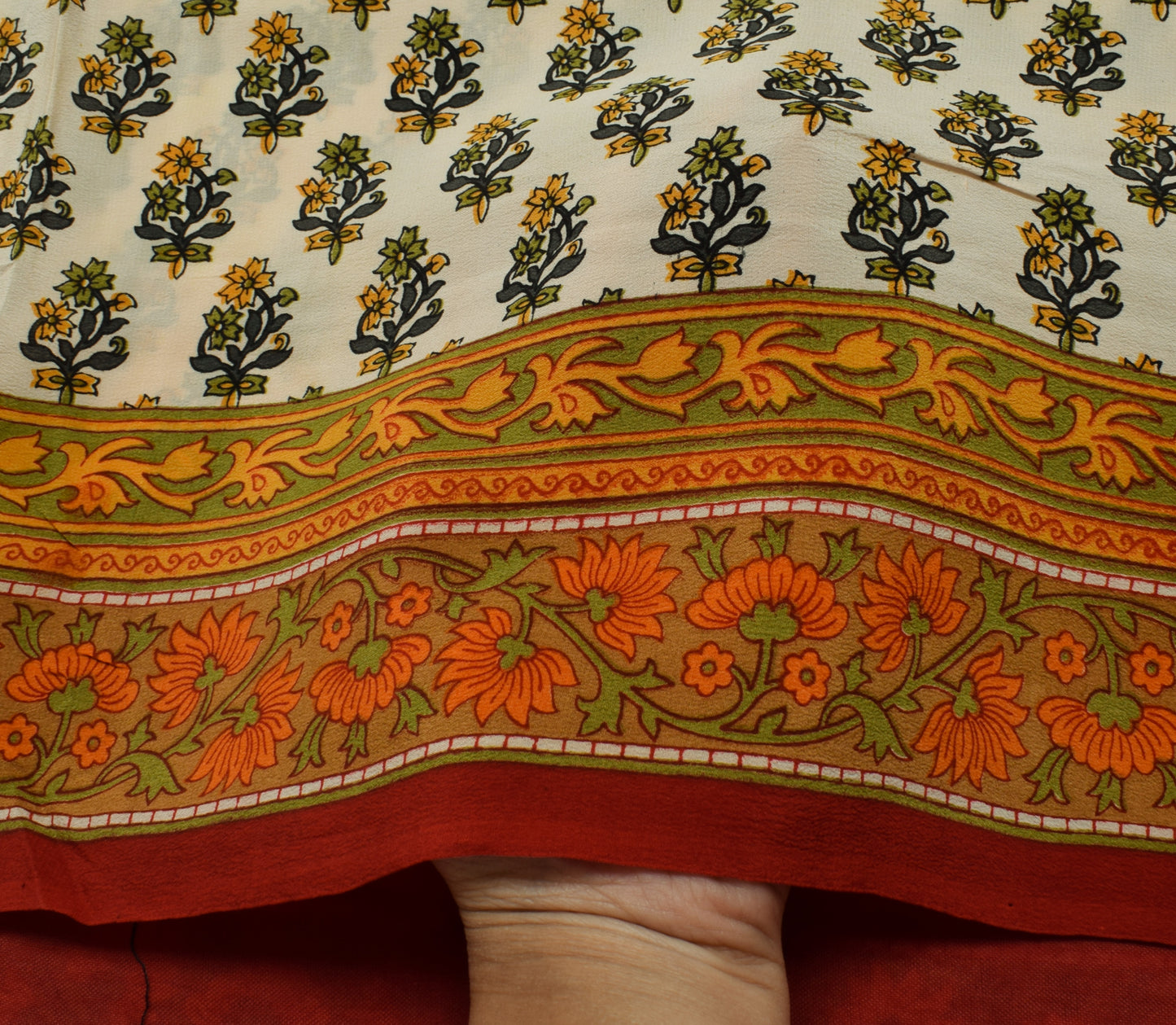 Sushila Vintage Cream Saree 100% Pure Crepe Silk Printed Floral Soft Fabric