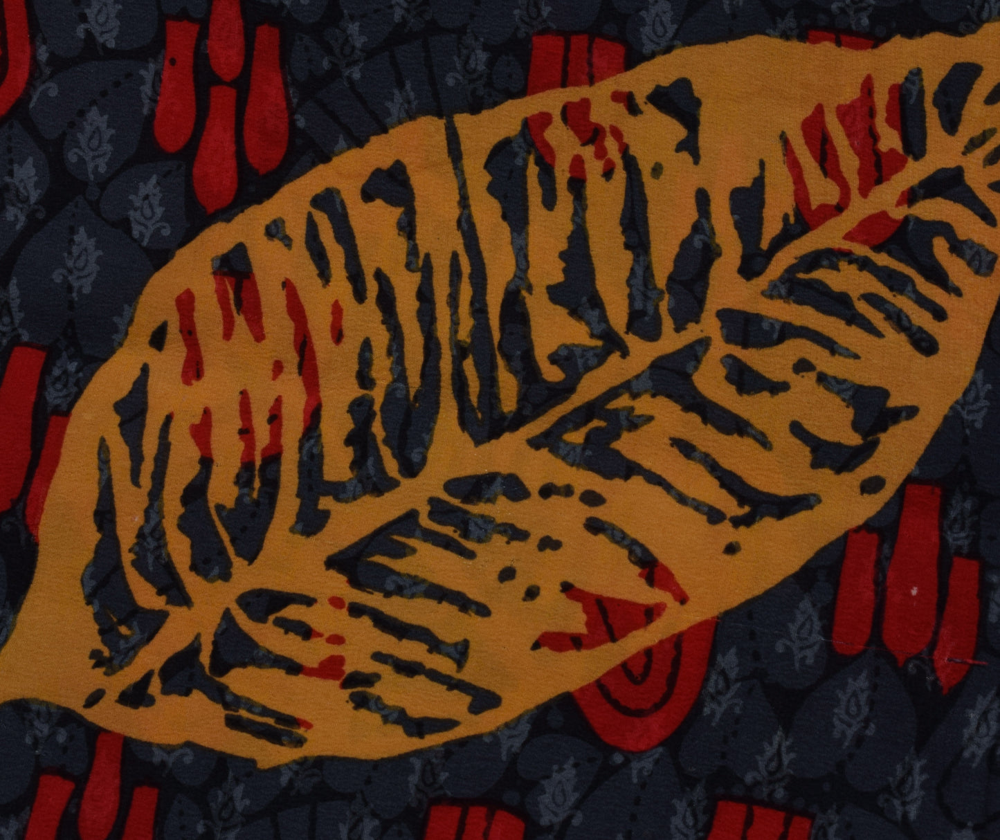 Sushila Vintage Indian Saree 100% Pure Crepe Silk Printed Floral Soft Fabric