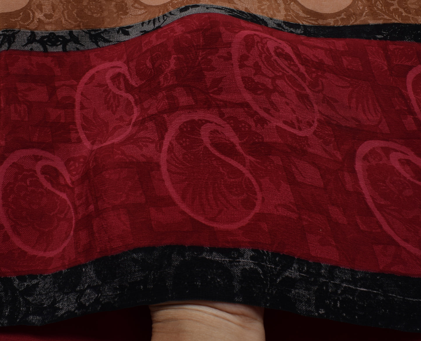 Sushila Vintage Indian Saree 100% Pure Crepe Silk Printed Paisley Soft Fabric