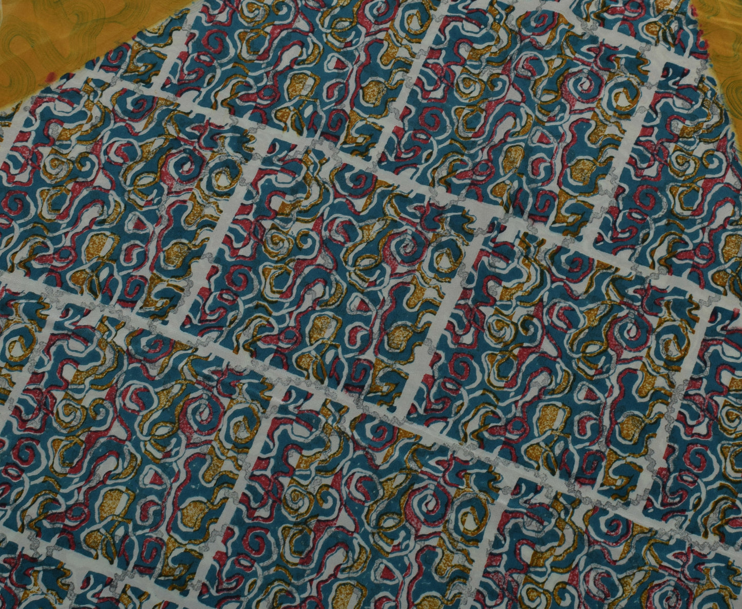 Sushila Vintage Indian Saree 100% Pure Crepe Silk Printed Paisley Soft Fabric