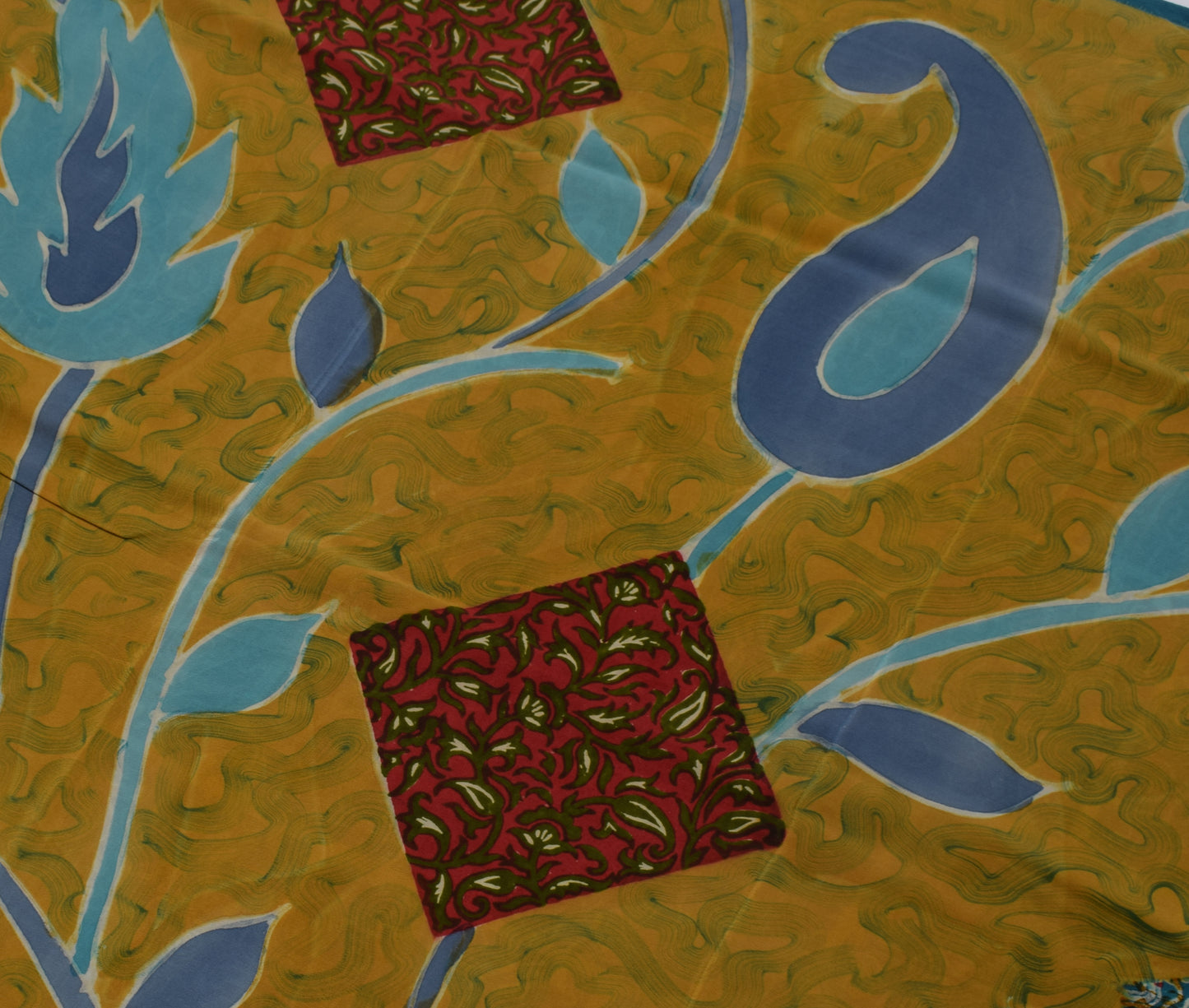 Sushila Vintage Indian Saree 100% Pure Crepe Silk Printed Paisley Soft Fabric