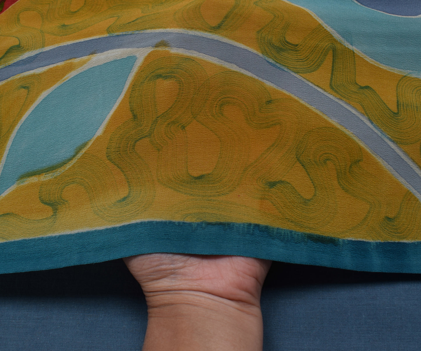 Sushila Vintage Indian Saree 100% Pure Crepe Silk Printed Paisley Soft Fabric