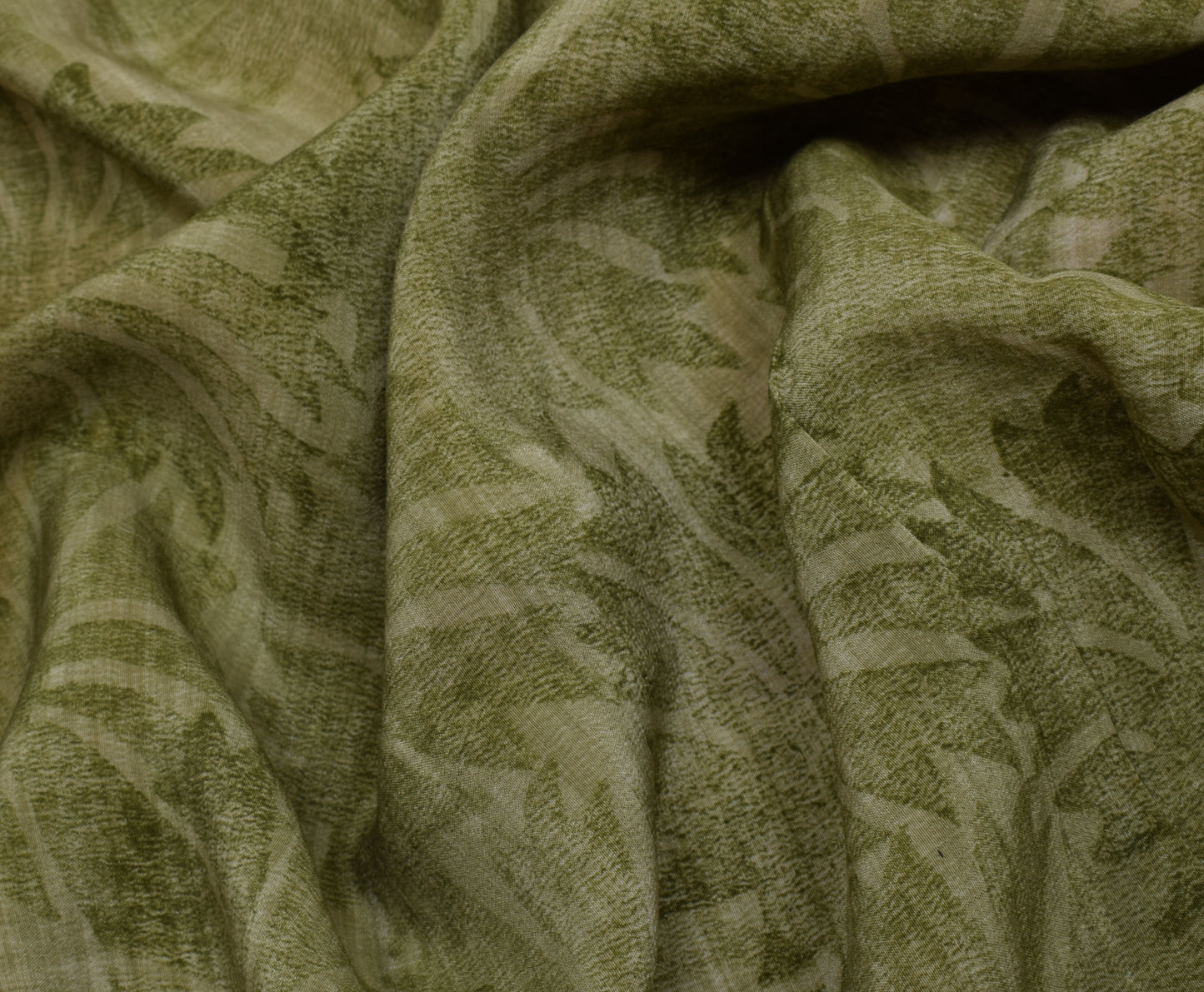 Sushila Vintage Green Saree 100% Pure Crepe Silk Printed Floral Soft Fabric