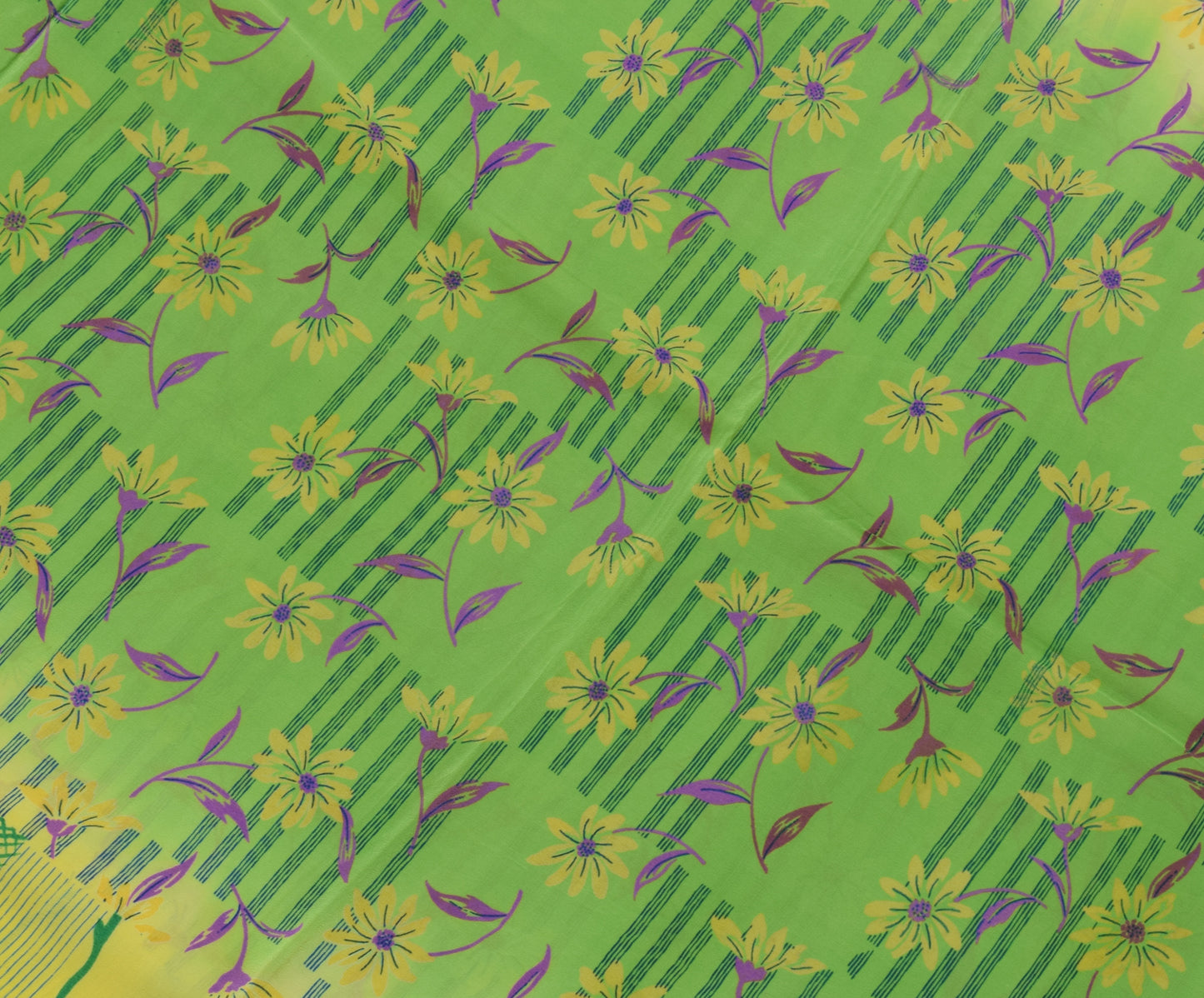 Sushila Vintage Green Saree 100% Pure Crepe Silk Printed Floral Soft Fabric