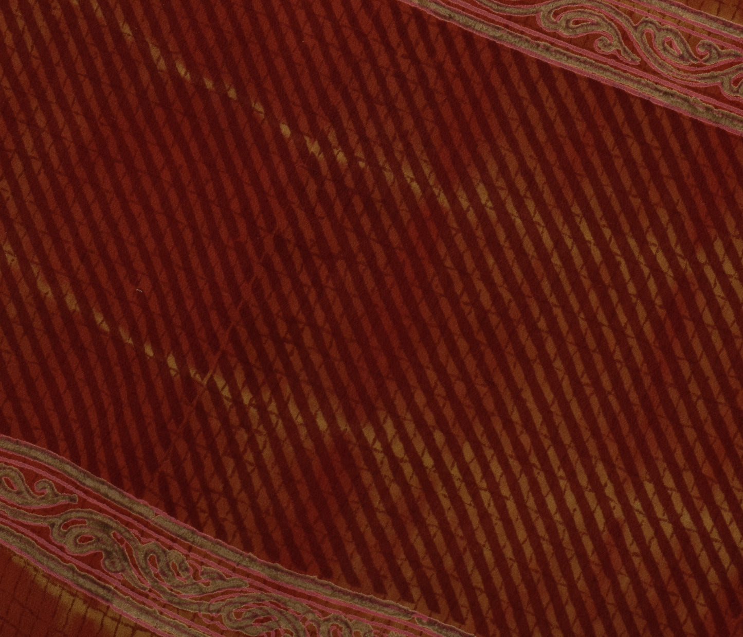 Sushila Vintage Indian Saree 100% Pure Crepe Silk Printed 5 Yard Soft Fabric