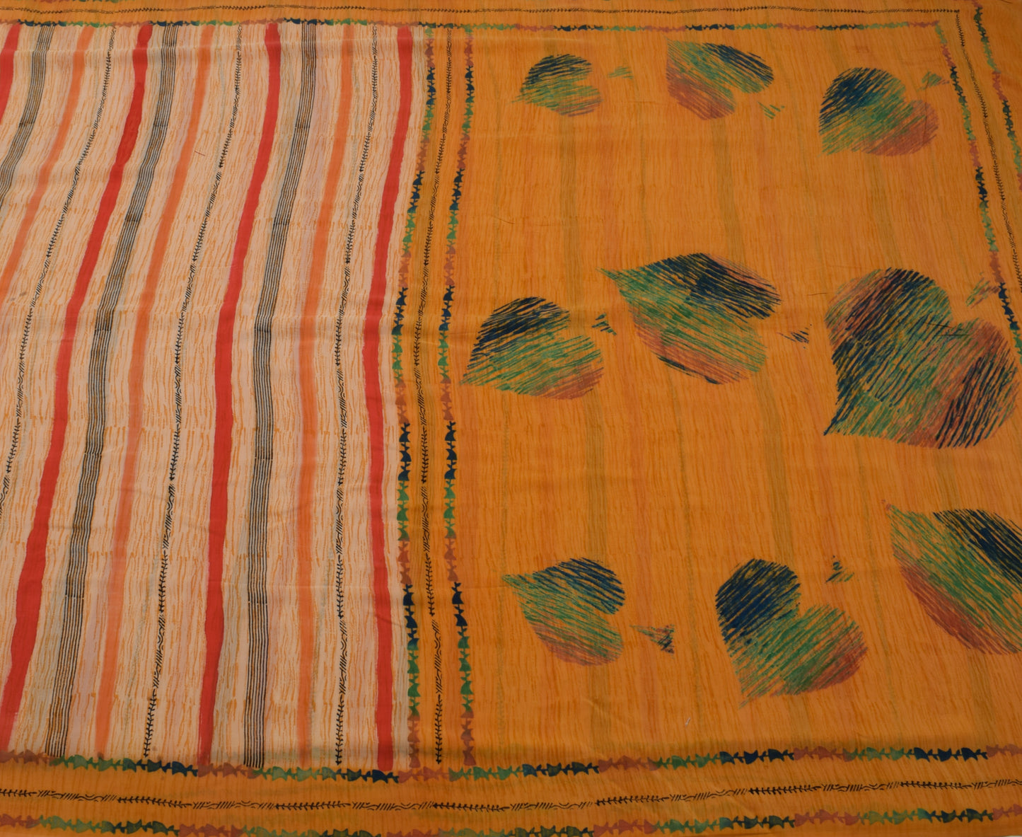 Sushila Vintage Indian Saree 100% Pure Crepe Silk Printed 5 Yard Soft Fabric