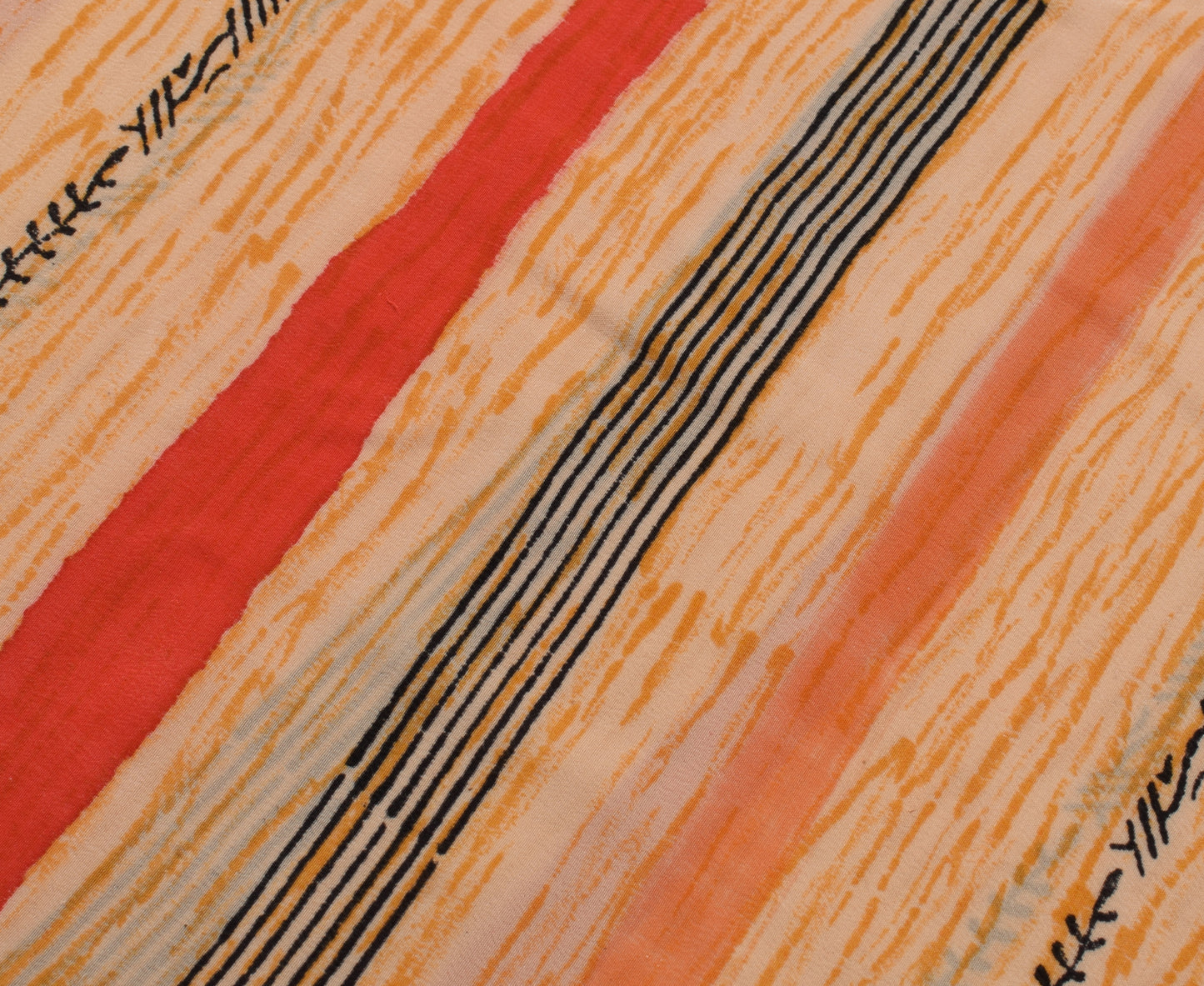 Sushila Vintage Indian Saree 100% Pure Crepe Silk Printed 5 Yard Soft Fabric