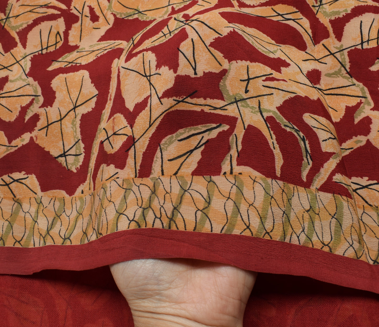 Sushila Vintage Red Indian Saree 100% Pure Crepe Silk Printed Soft Craft Fabric