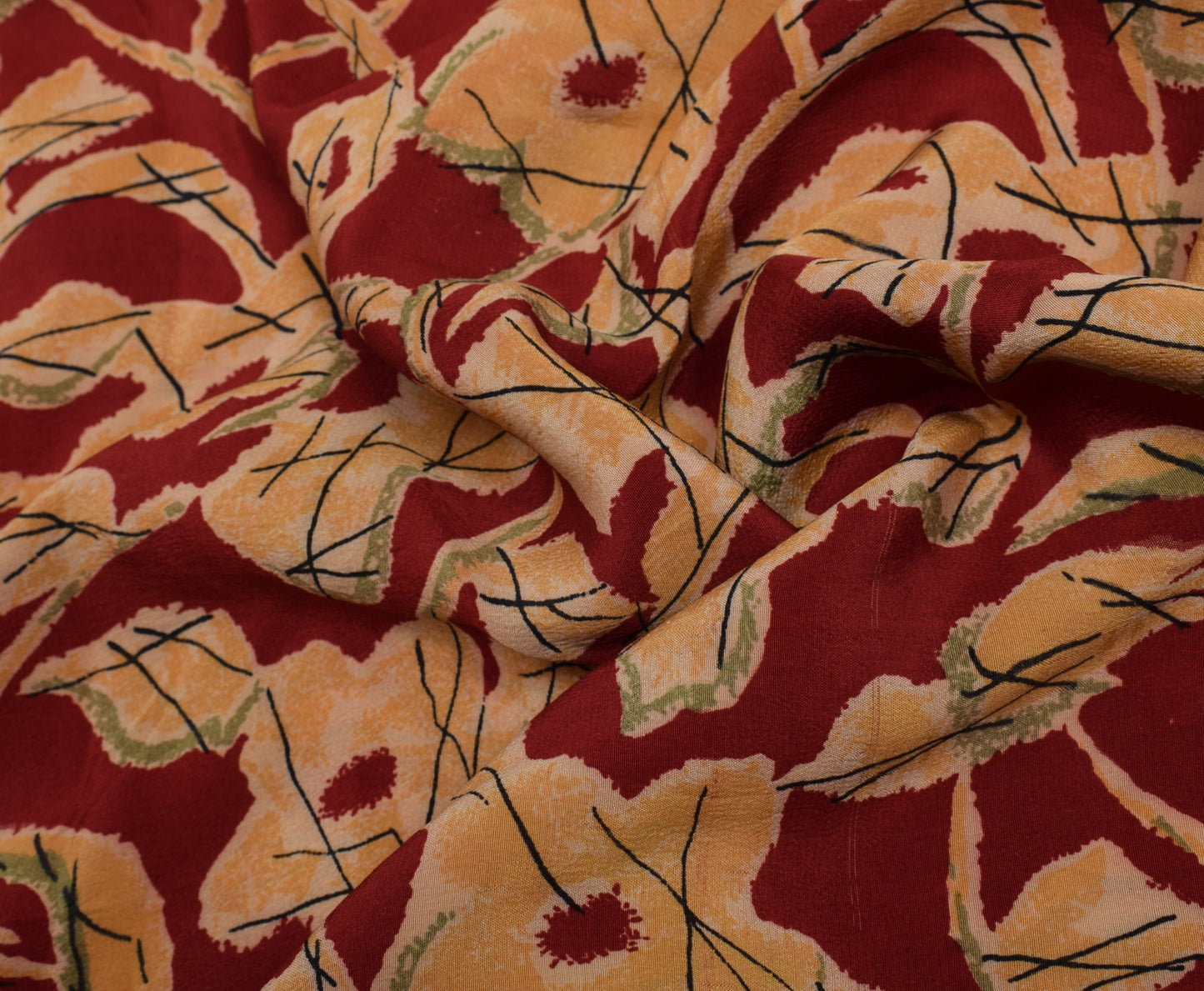 Sushila Vintage Red Indian Saree 100% Pure Crepe Silk Printed Soft Craft Fabric