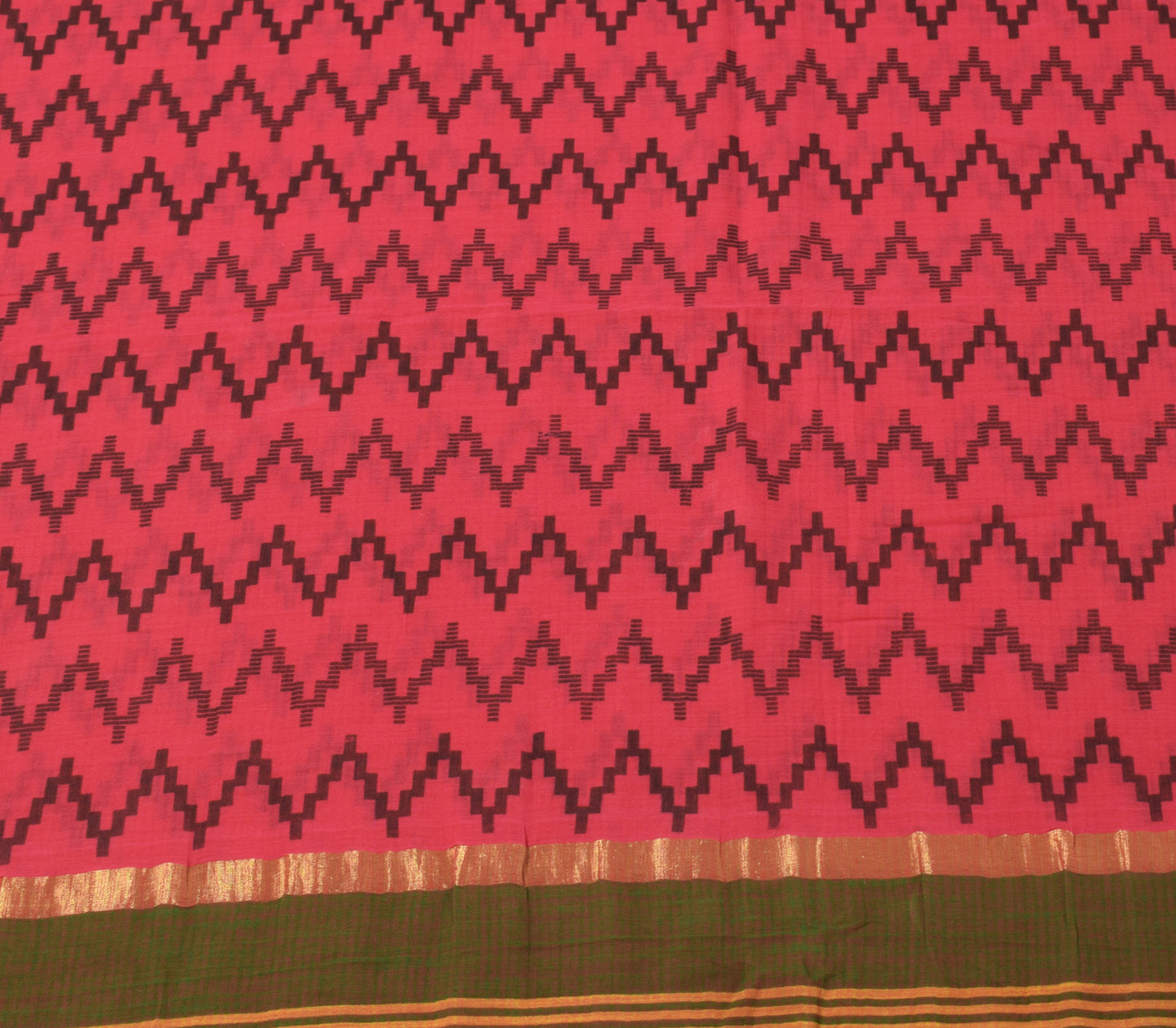 Sushila Vintage Hot Pink Sari 100% Pure Cotton Printed Zig-Zag Soft Craft Fabric