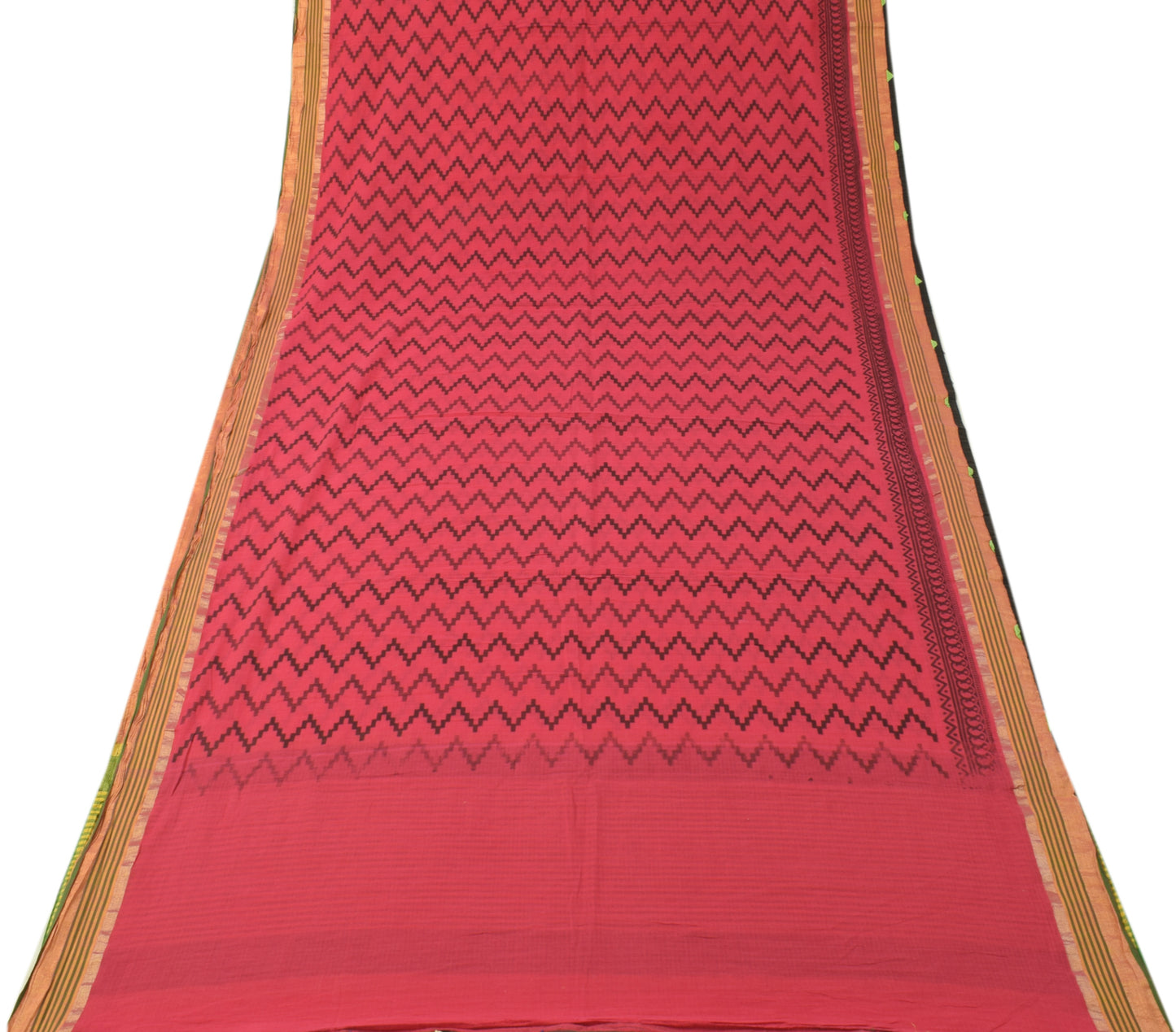 Sushila Vintage Hot Pink Sari 100% Pure Cotton Printed Zig-Zag Soft Craft Fabric