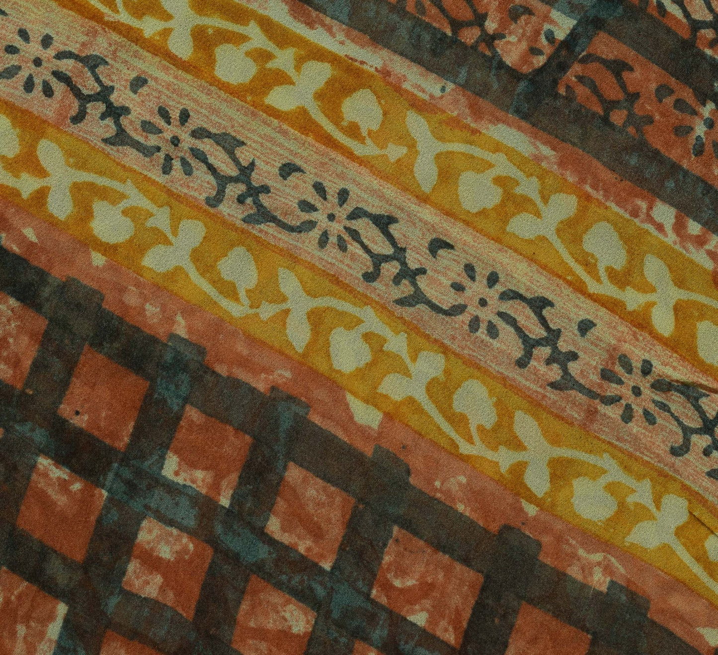 Sushila Vintage Gray Saree 100% Pure Georgette Silk Printed Floral Craft Fabric