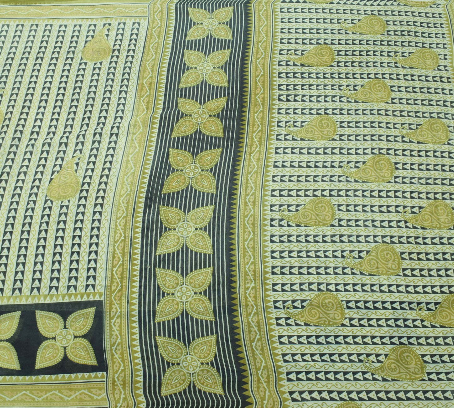 Sushila Vintage White Saree 100% Pure Cotton Printed Floral Soft Craft Fabric