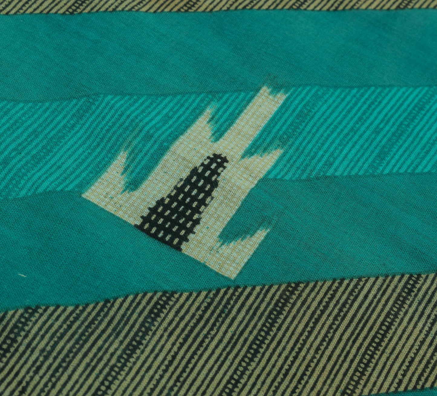 Sushila Vintage Green Saree 100% Pure Cotton Printed Ikkat Soft Craft Fabric