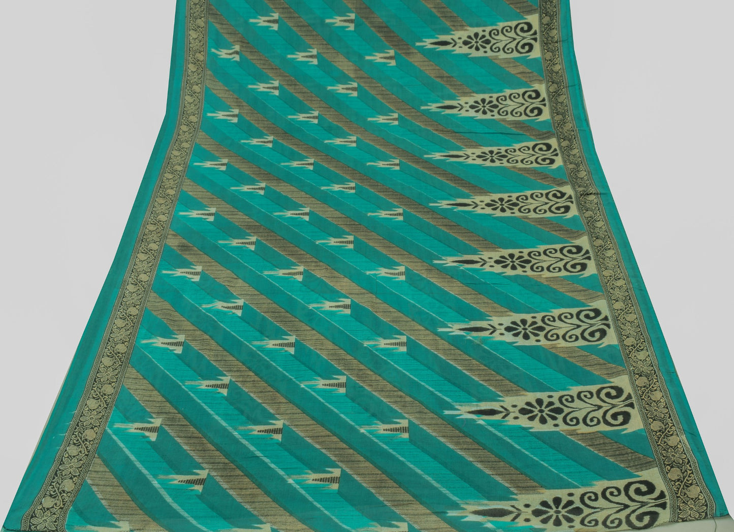 Sushila Vintage Green Saree 100% Pure Cotton Printed Ikkat Soft Craft Fabric
