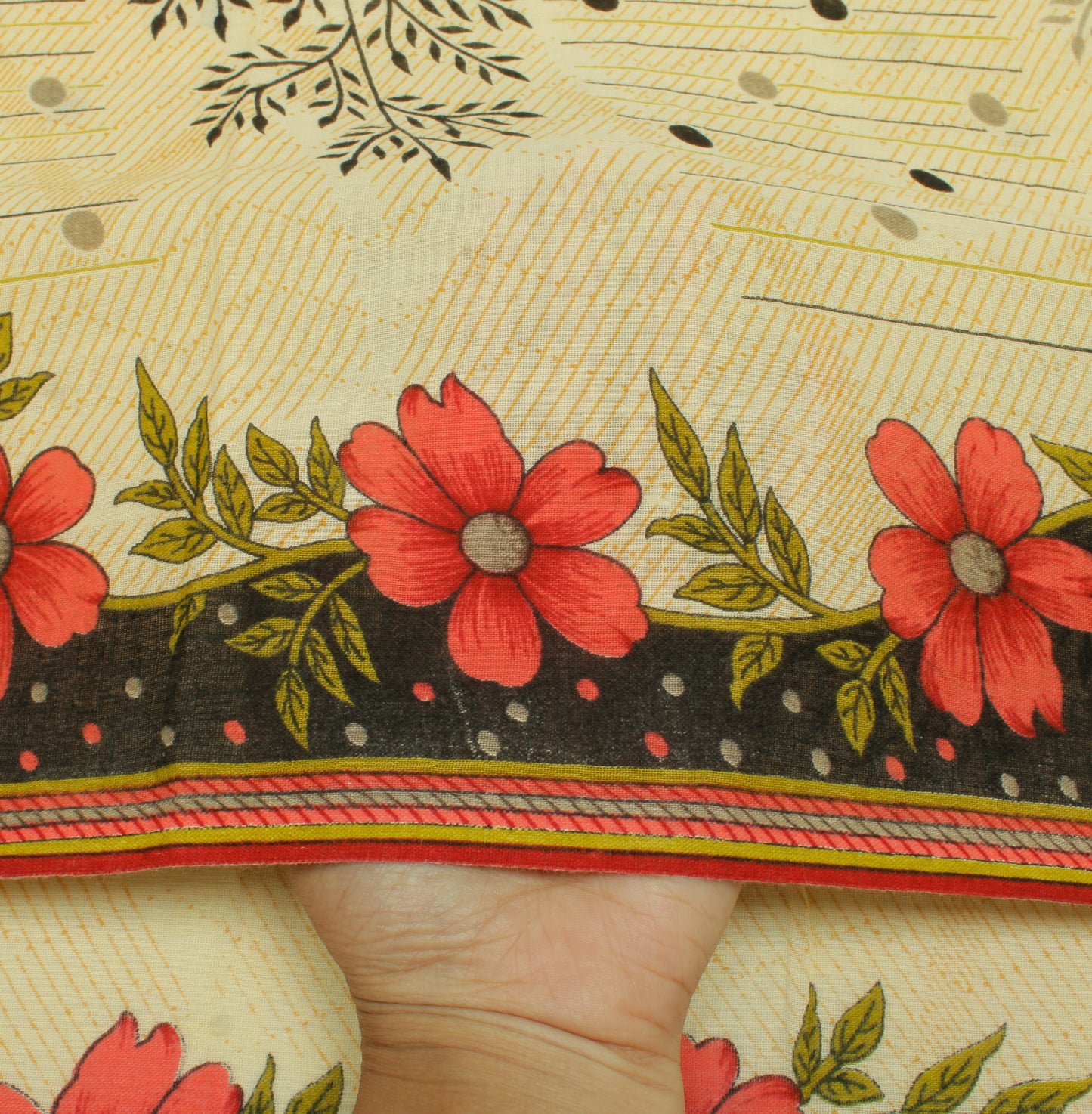 Sushila Vintage Cream Saree 100% Pure Cotton Printed Floral Soft Craft Fabric