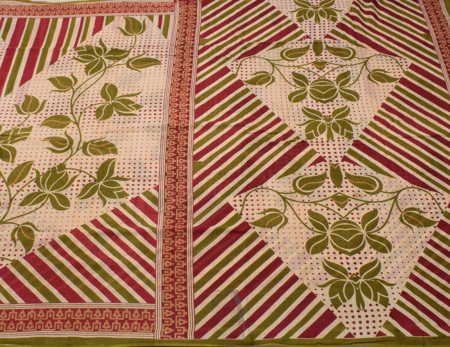 Sushila Vintage Cream Saree 100% Pure Cotton Printed Floral Soft Craft Fabric