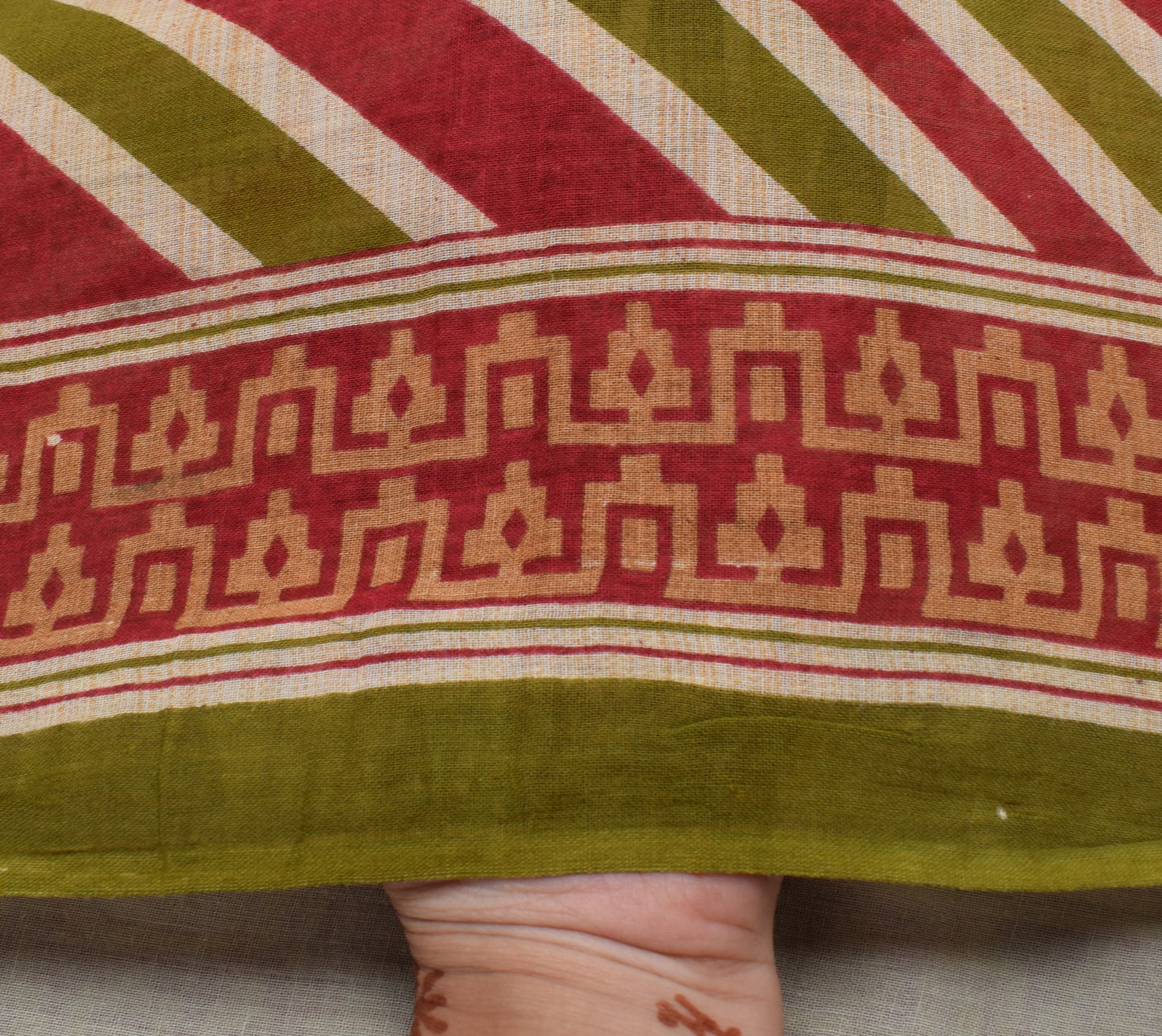 Sushila Vintage Cream Saree 100% Pure Cotton Printed Floral Soft Craft Fabric