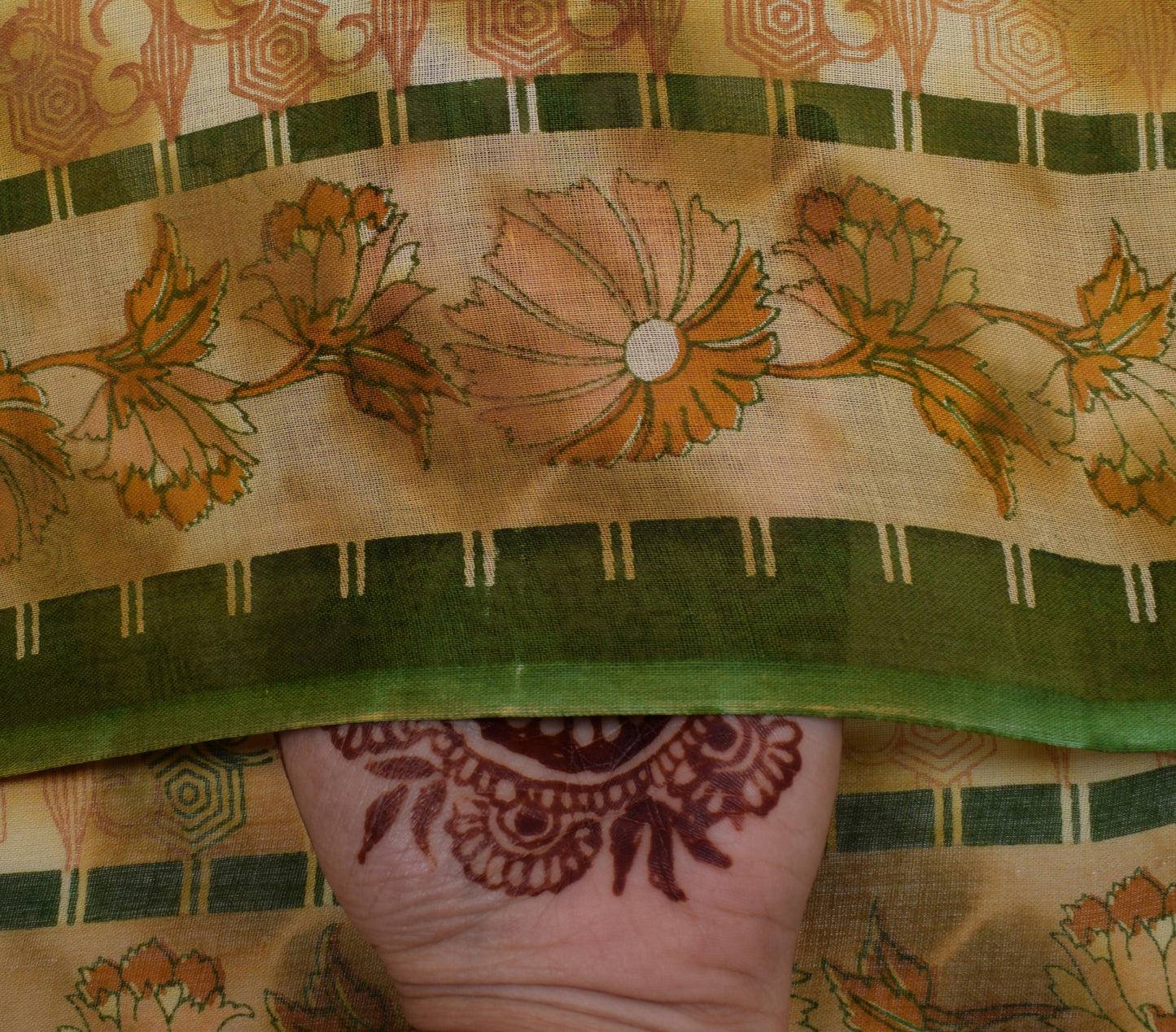 Sushila Vintage Indian Saree 100% Pure Cotton Printed Floral Soft Craft Fabric