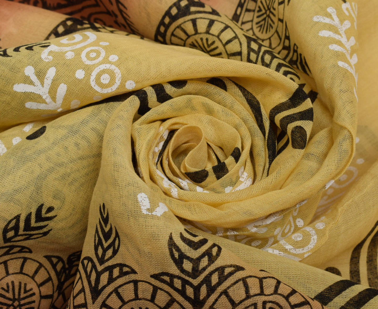 Sushila Vintage Cream Saree 100% Pure Cotton Printed Floral Craft 5 YD Fabric