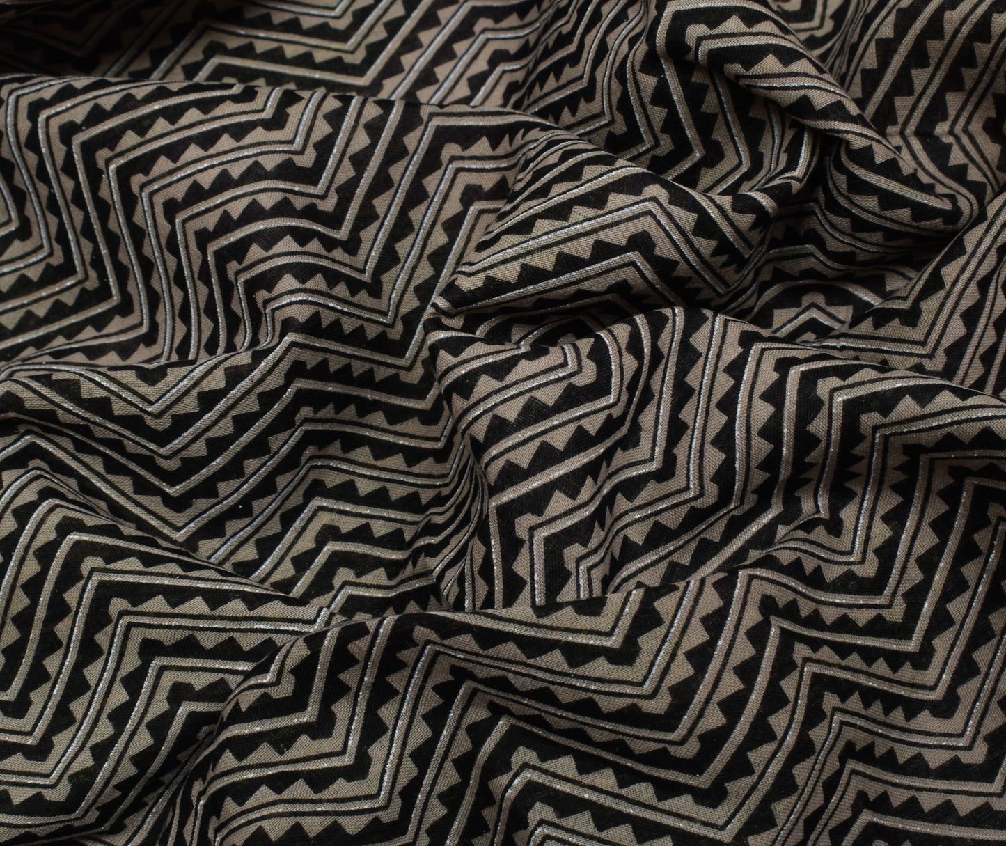 Sushila Vintage Indian Saree 100% Pure Cotton Printed Zig-Zag Soft Craft Fabric