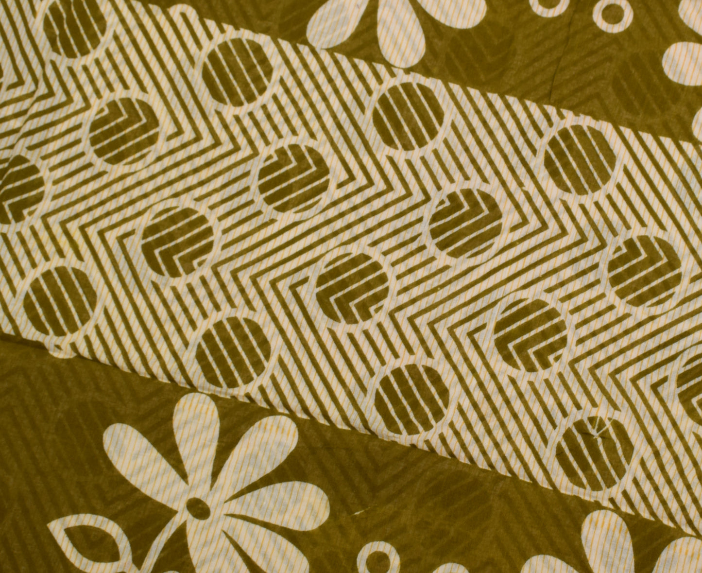 Sushila Vintage Cream Saree 100% Pure Cotton Printed Soft Craft 5 Yard Fabric