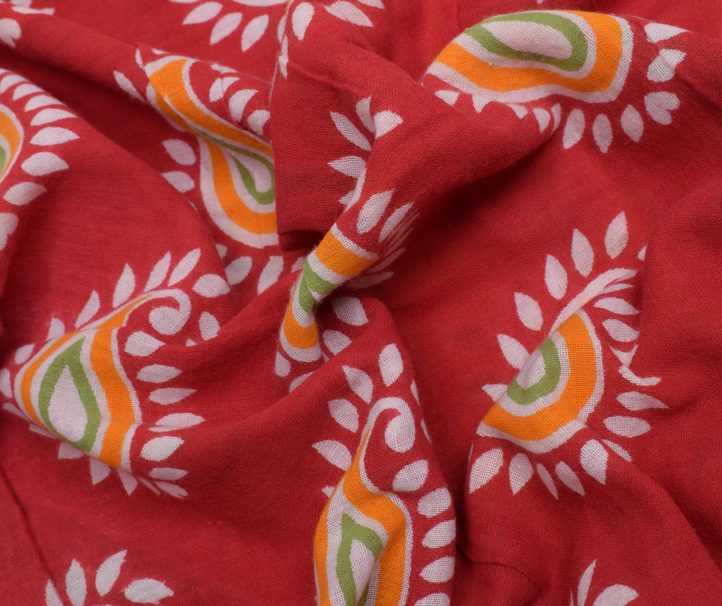 Sushila Vintage Red Saree 100% Pure Cotton Printed Paisley Soft Craft Fabric