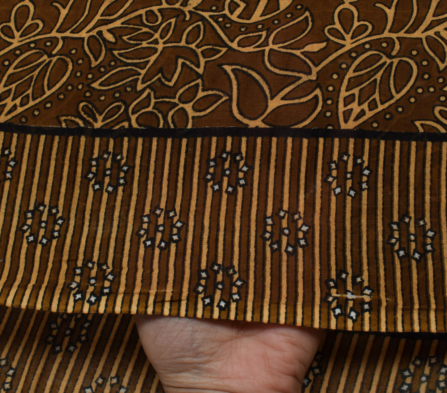Sushila Vintage Brown Saree 100% Pure Cotton Printed Floral Craft 5 Yard Fabric