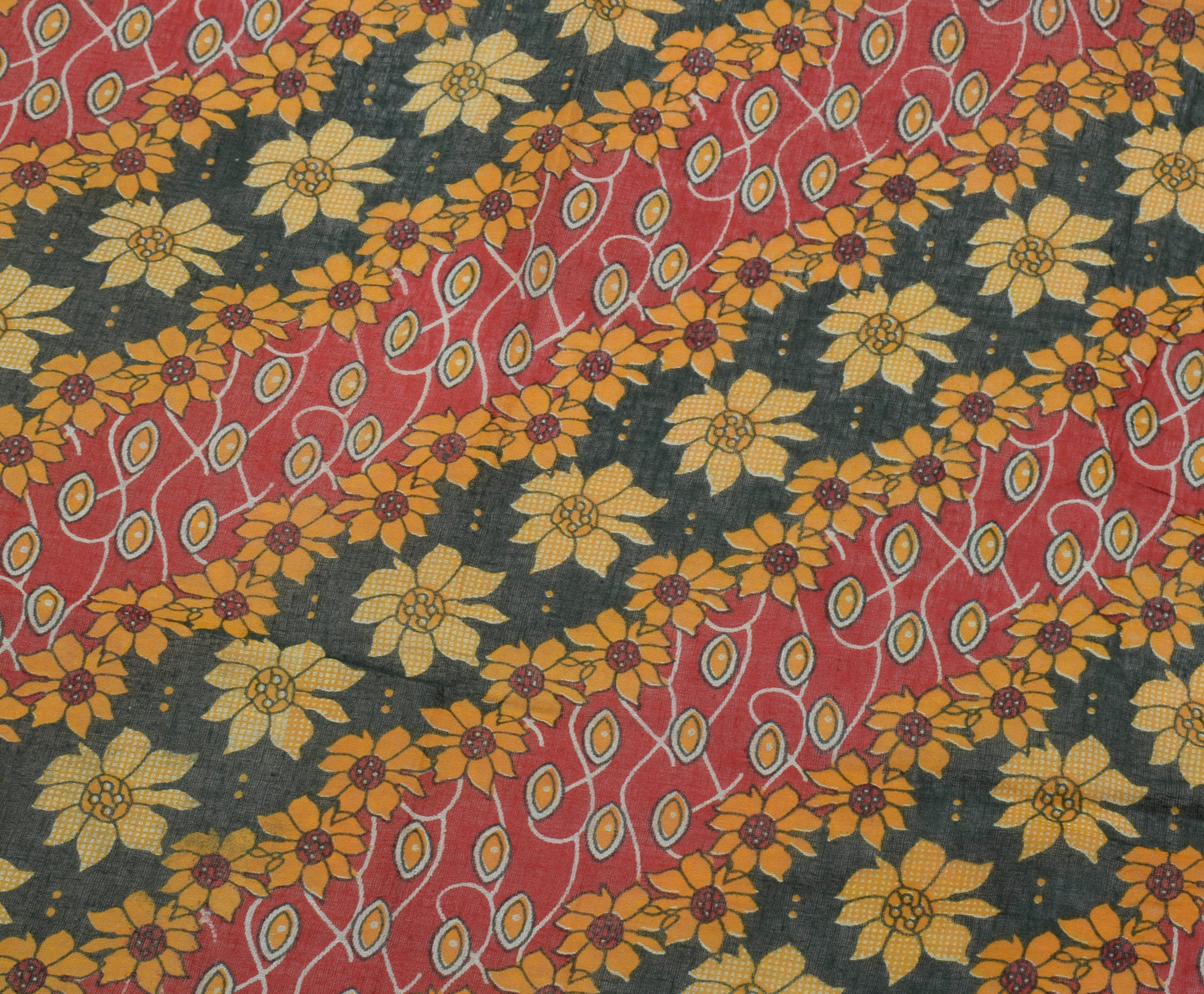 Sushila Vintage Red Indian Saree 100% Pure Cotton Printed Floral Craft Fabric