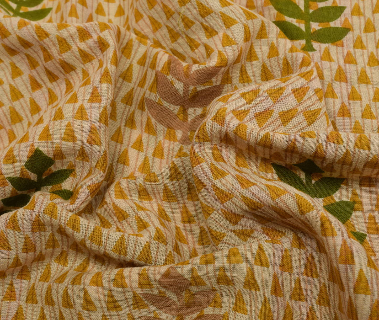 Sushila Vintage Cream Saree 100% Pure Cotton Printed Floral Soft Craft Fabric