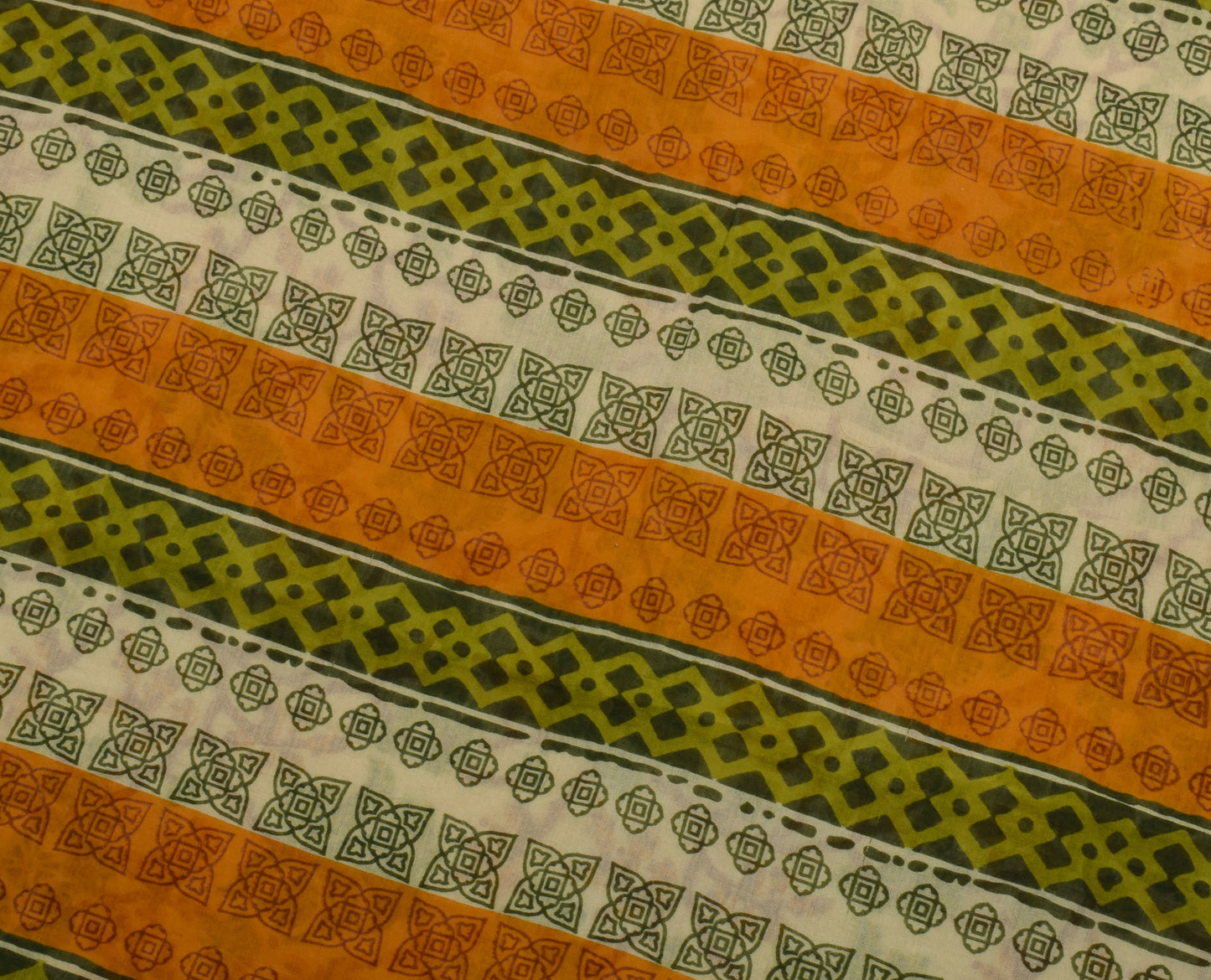 Sushila Vintage Cream Saree 100% Pure Cotton Printed Floral Soft Craft Fabric
