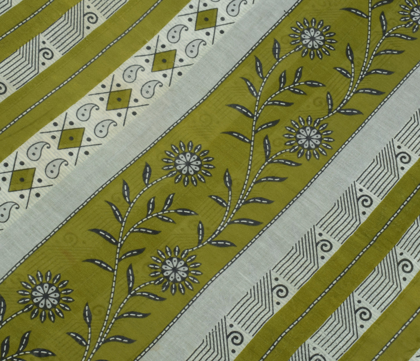 Sushila Vintage Green Saree 100% Pure Cotton Printed Floral Soft Craft Fabric