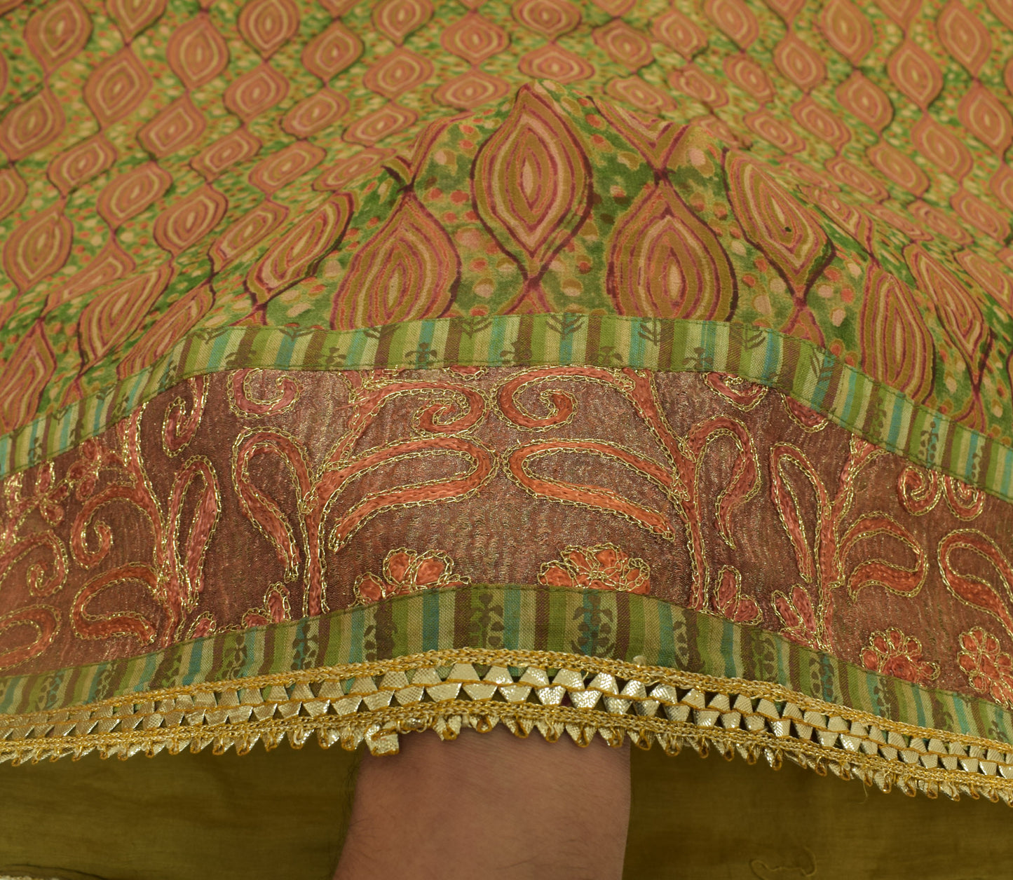 Sushila Vintage Indian Sari 100% Pure Georgette Silk Printed Floral Craft Fabric