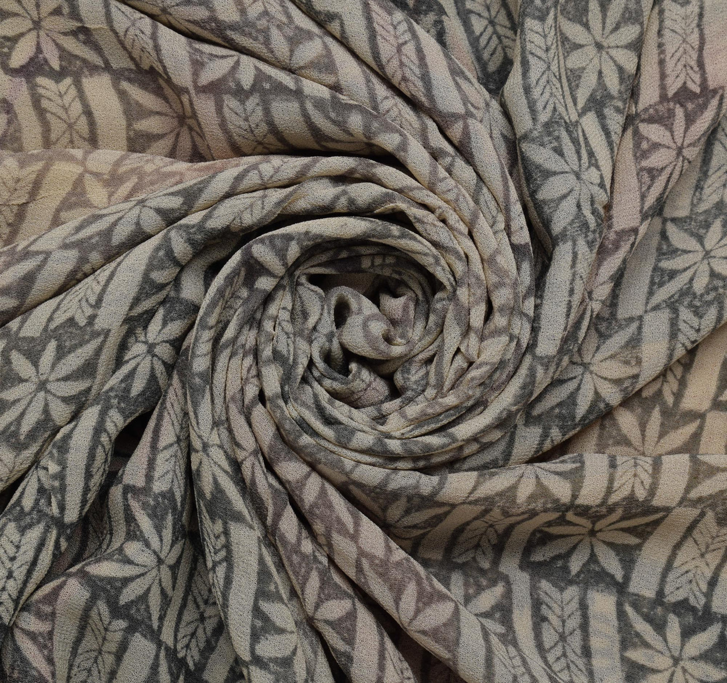Sushila Vintage Indian Sari 100% Pure Georgette Silk Printed Floral Craft Fabric